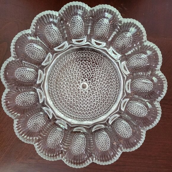 Vintage Clear Hobnail Glass Deviled Egg Dish With Scalloped Edge 12 Inch Diamete - Picture 1 of 5